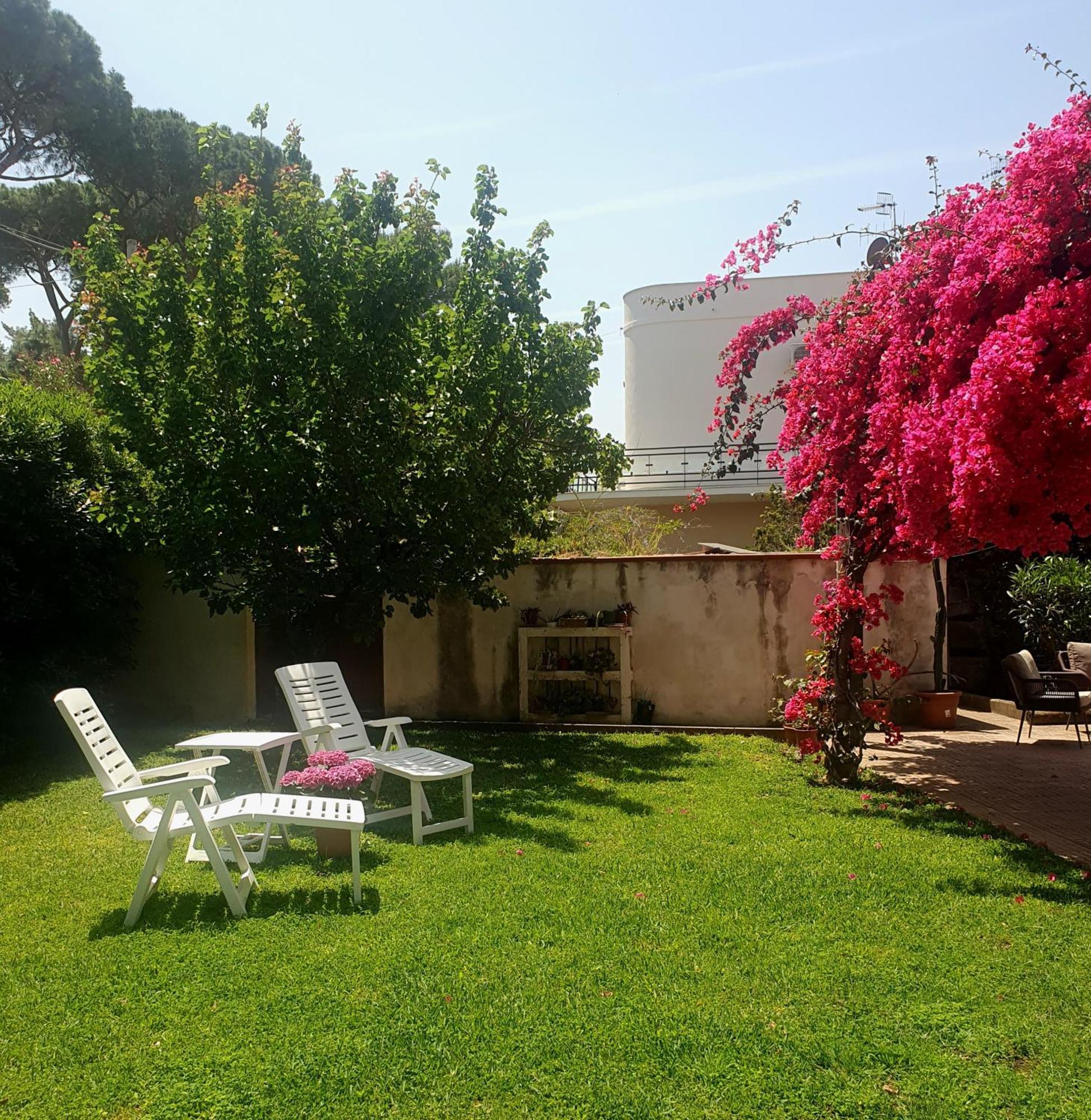 La Depandance Di Villa Rosa Locazioni Brevi Mondello Luaran gambar